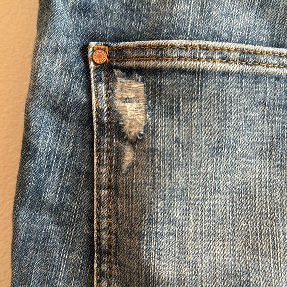 NWT distressed Guess 1981 skinny high jeans - Picture 4 of 11